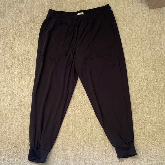 Loft Black Casual Jogger Set - Picture 3 of 4